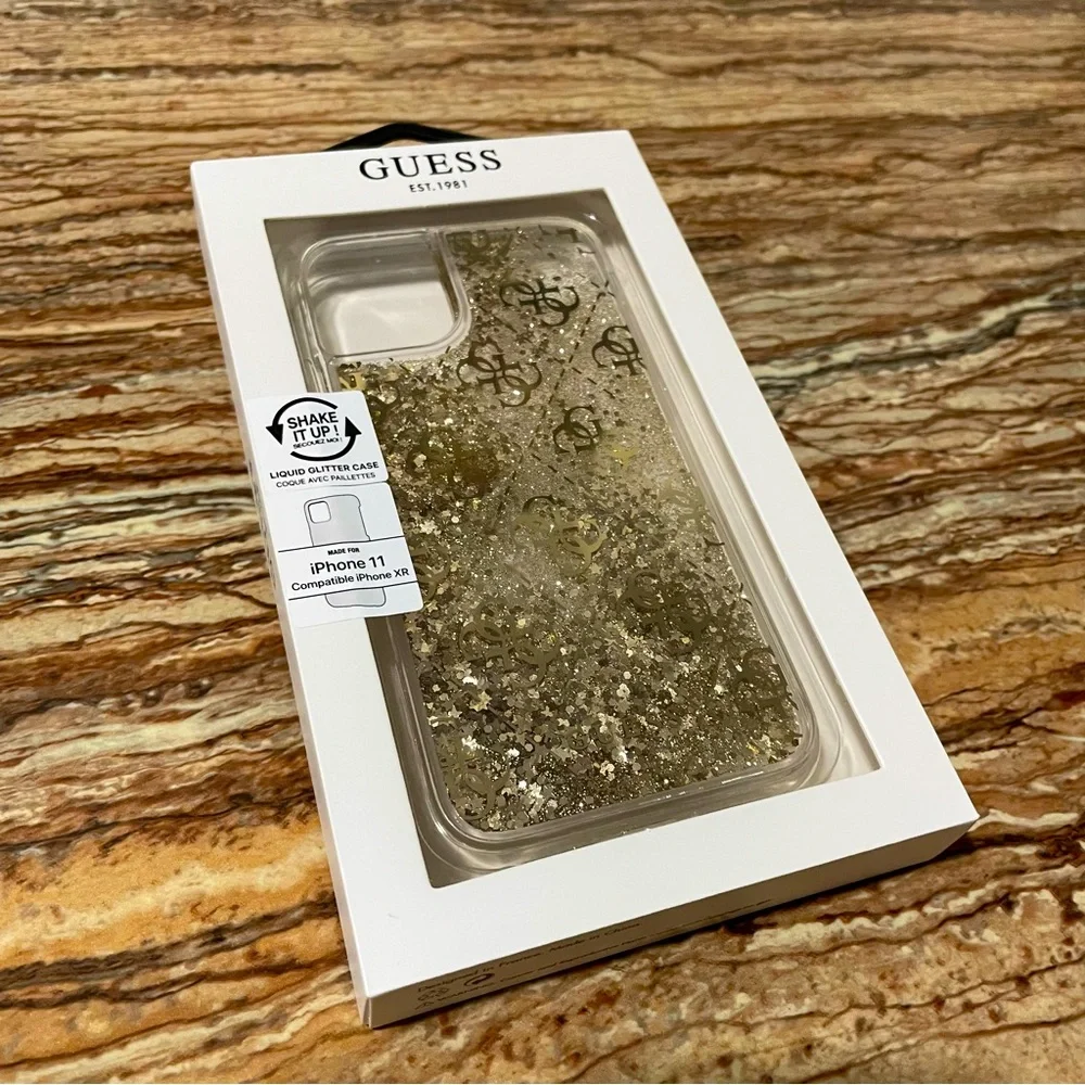 Guess iPhone 11 Liquid Glitter Case | Gold